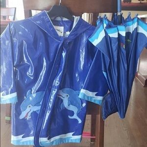 Kidorable raincoat